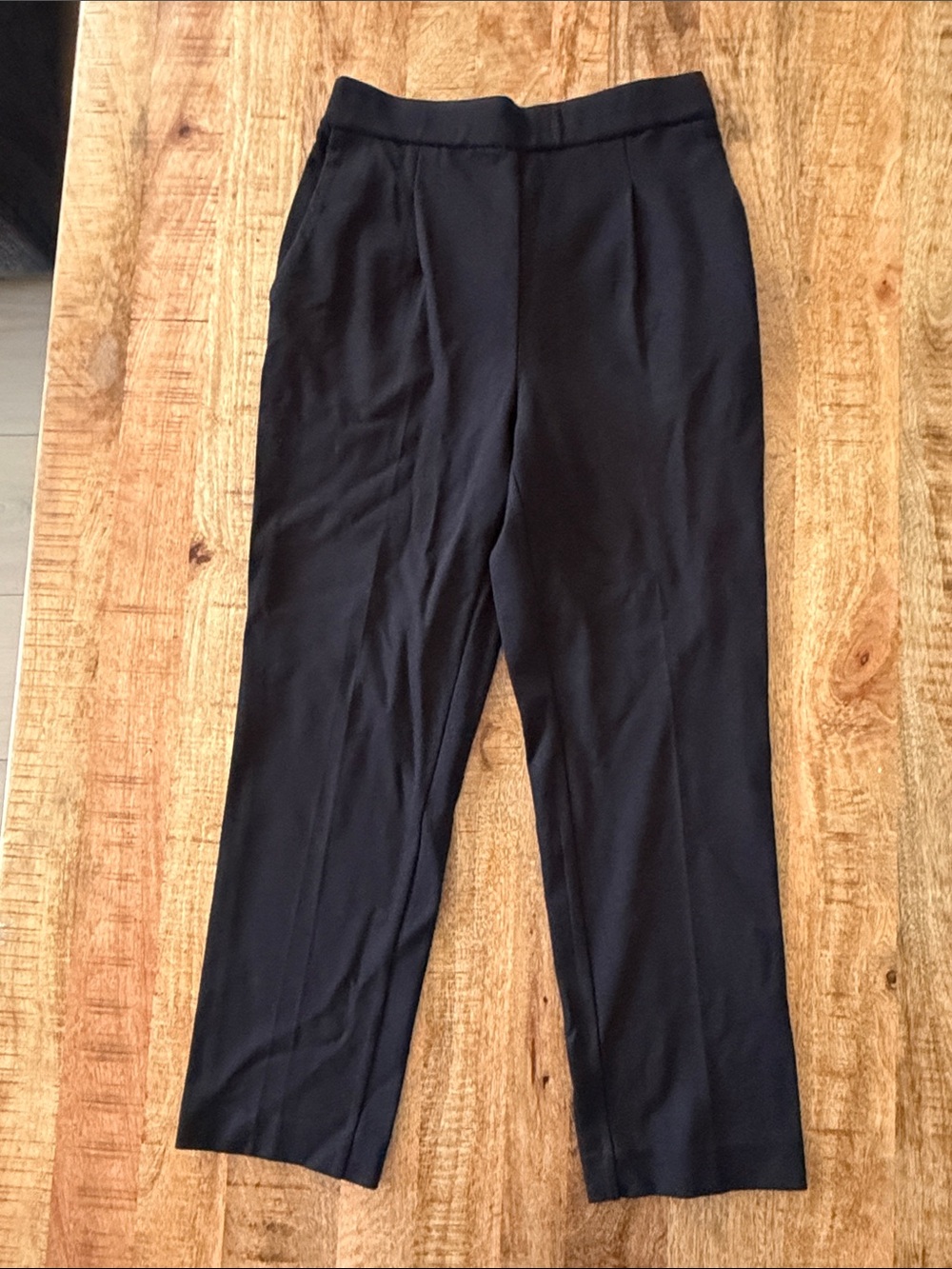 Ann Taylor Black Cropped Tailored Ankle Pants
